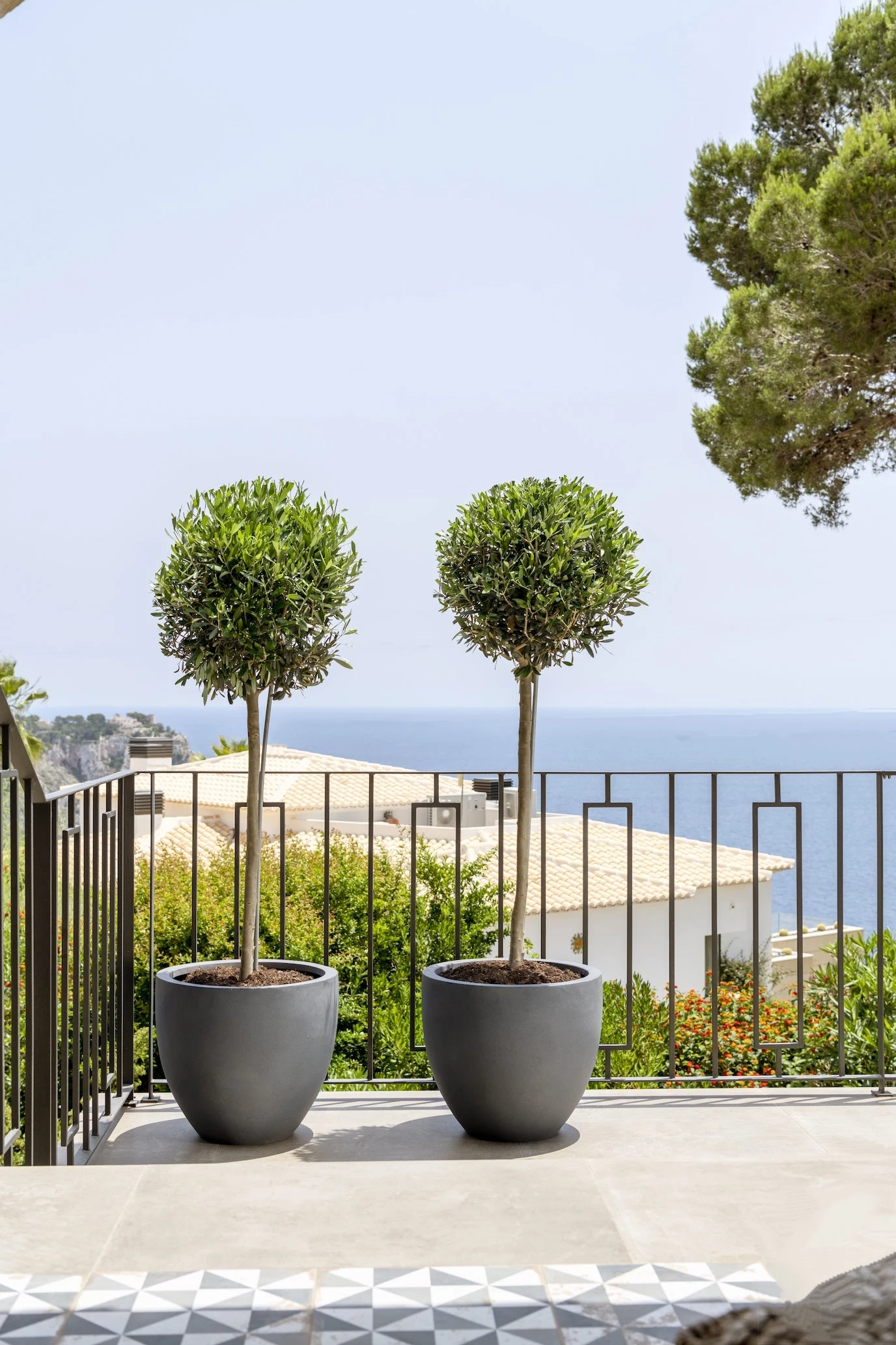 Jesslyn Fiberstone Grau 3 Jesslyn Fiberstone Grau